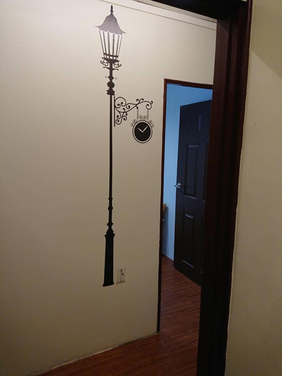 Papa Bear'S Guesthouse Тайчжун Экстерьер фото